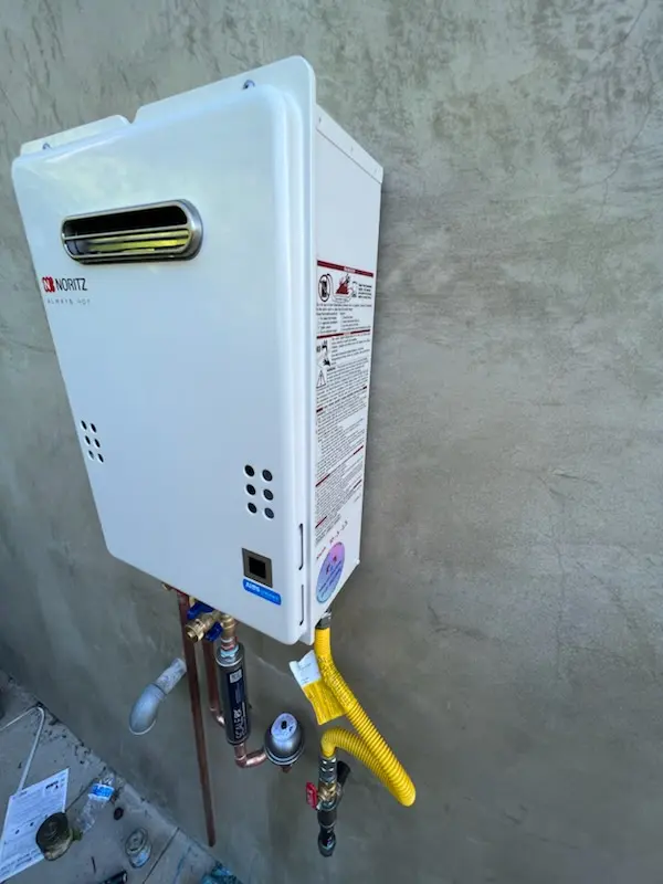 Tankless water heater installation for Buena Woods homes
